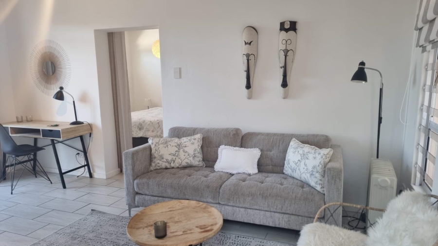 To Let 1 Bedroom Property for Rent in Gardens Western Cape